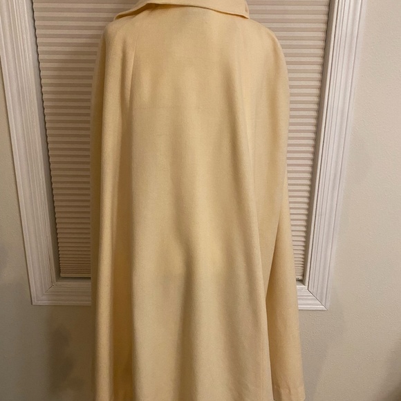 VINTAGE CEST SIMONE VINTAGE CAPE WITH SHEARLING - Picture 4 of 7